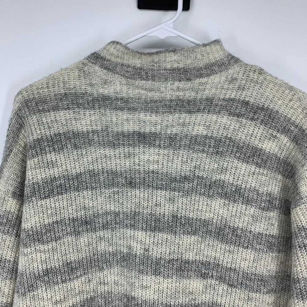 American Eagle Sweater Gray Beige Stripe Long Sleeve Knit Mock Neck - Picture 7 of 8